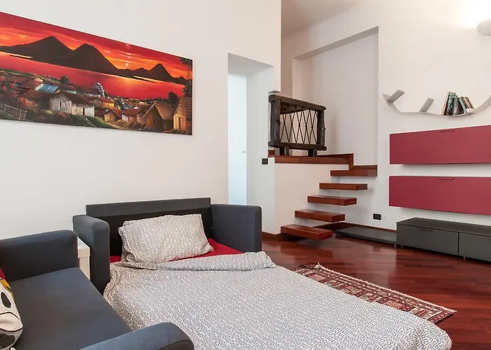 Station 3* ميلان