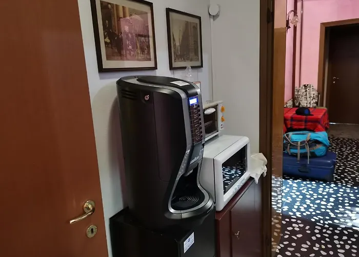 Station 3* ميلان